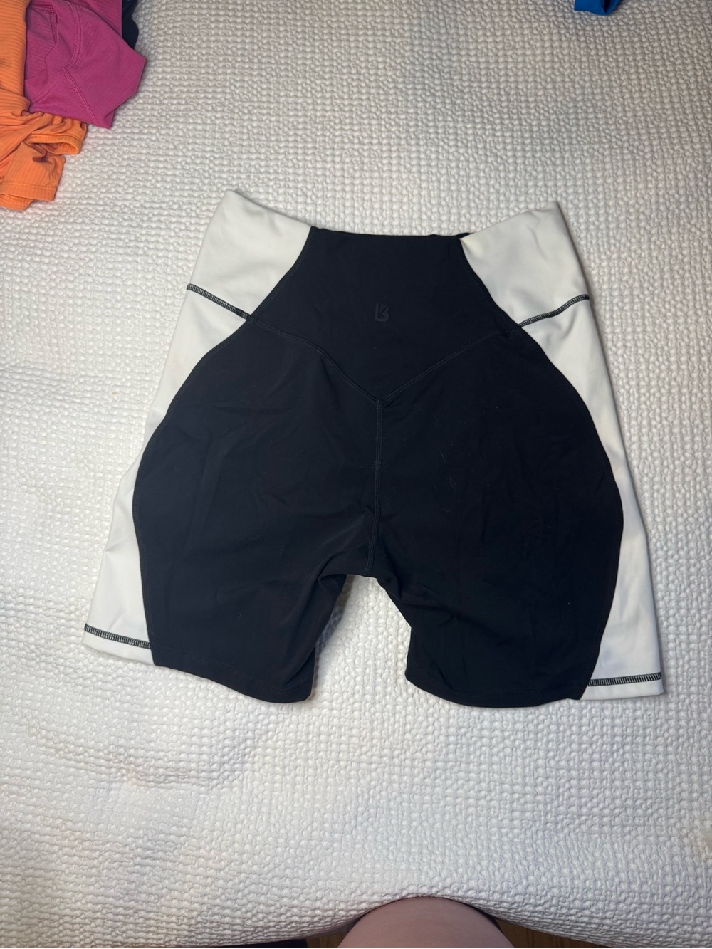 Buff Bunny Aurora shorts black and white - Picture 3 of 3